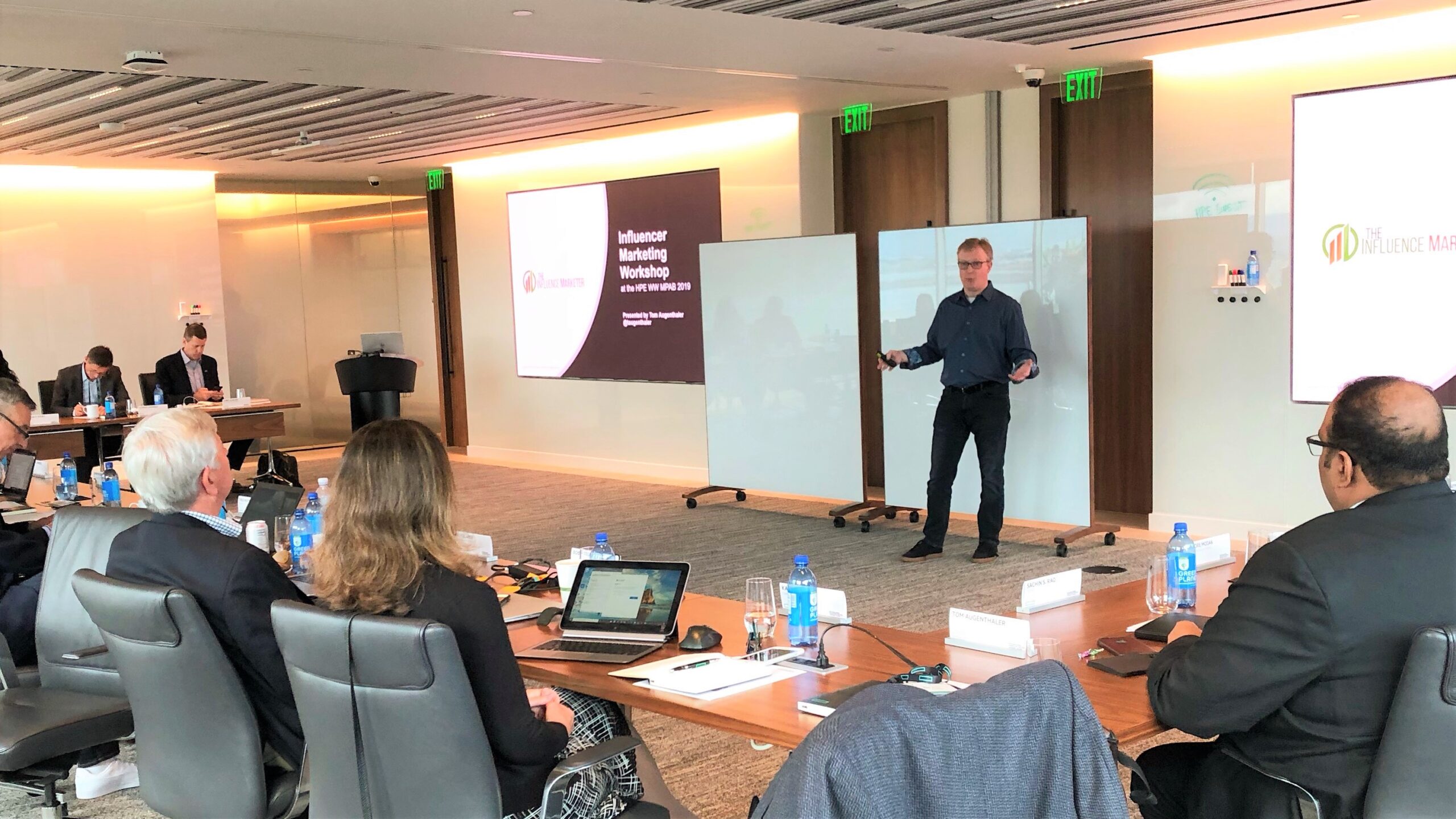 Tom Augenthaler leading an influencer marketing workshop at an HPE executive event